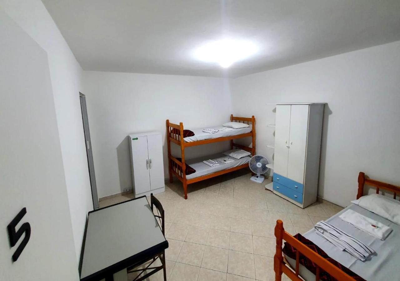 Hostel Airport Rooms Diadema Ngoại thất bức ảnh